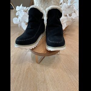 Cozy and Comfi Black Suede Lil Booties for a Steal